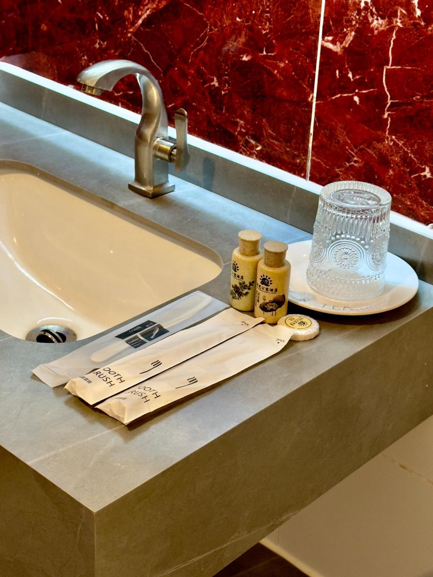 Keang You Boutique Hotel Пном Пен Екстериор снимка